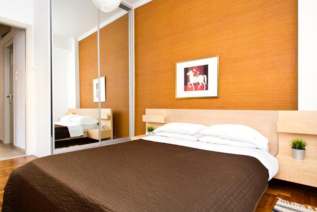 Kallimarmaro Apartment Атина Екстериор снимка